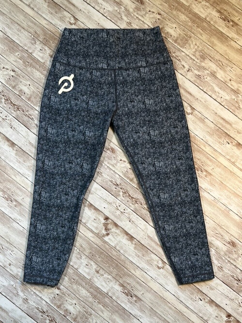 PELOTON Cadence Capri Leggings sz M Blue Static HR Wide Wasitband Compression